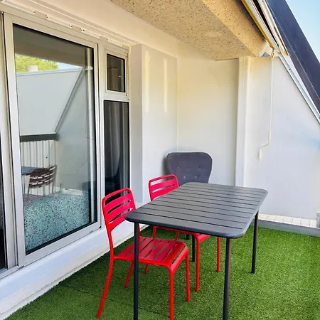 Vue Berges Avec Piscine Διαμέρισμα